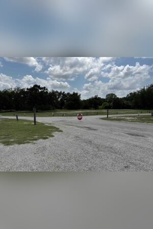 Flooding closes part of Floresville River Park