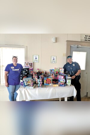 SPJST supports Floresville Blue Santa with donations
